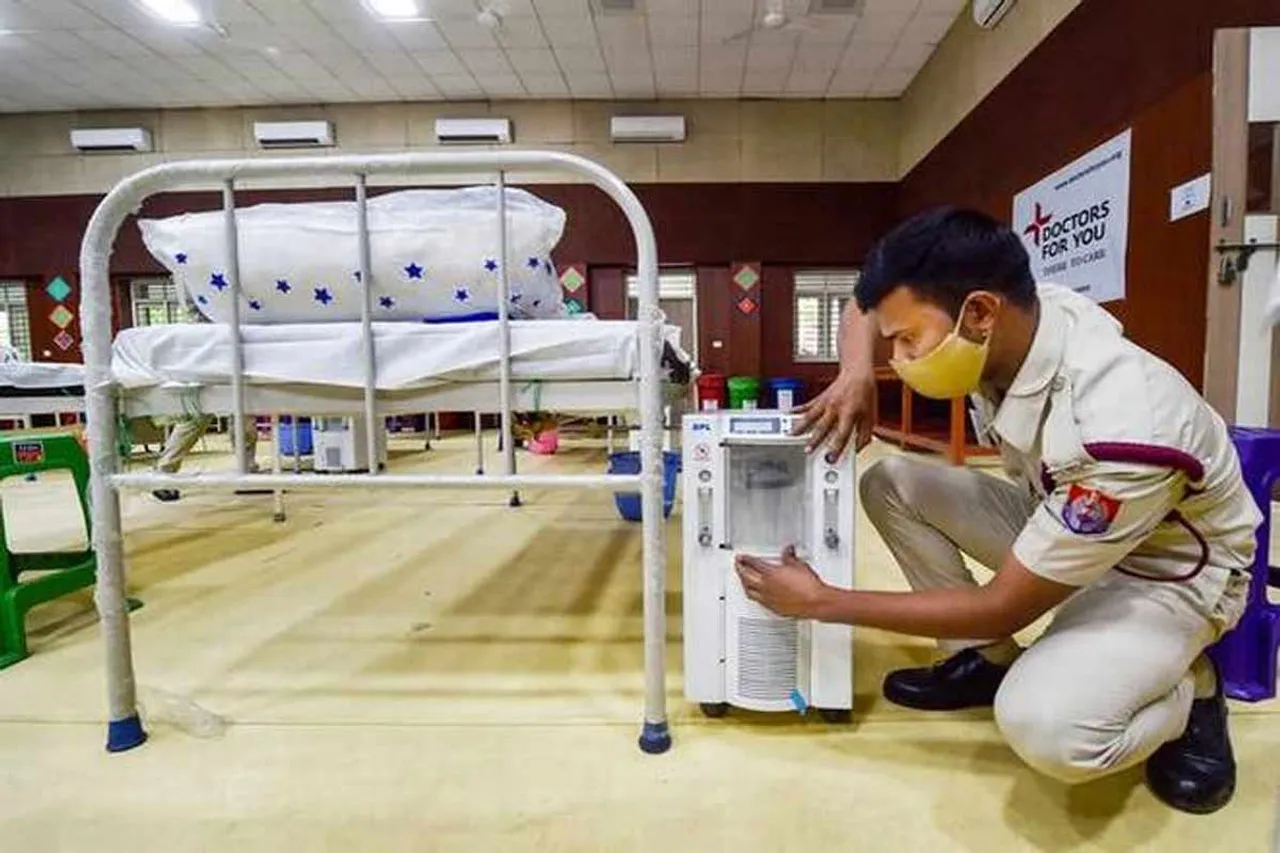 Tax Waiver: कोविड रिलीफ के लिए सरकार का बड़ा एलान, मुफ्त बांटने के लिए इंपोर्ट किए सामानों पर नहीं लगेगा IGST