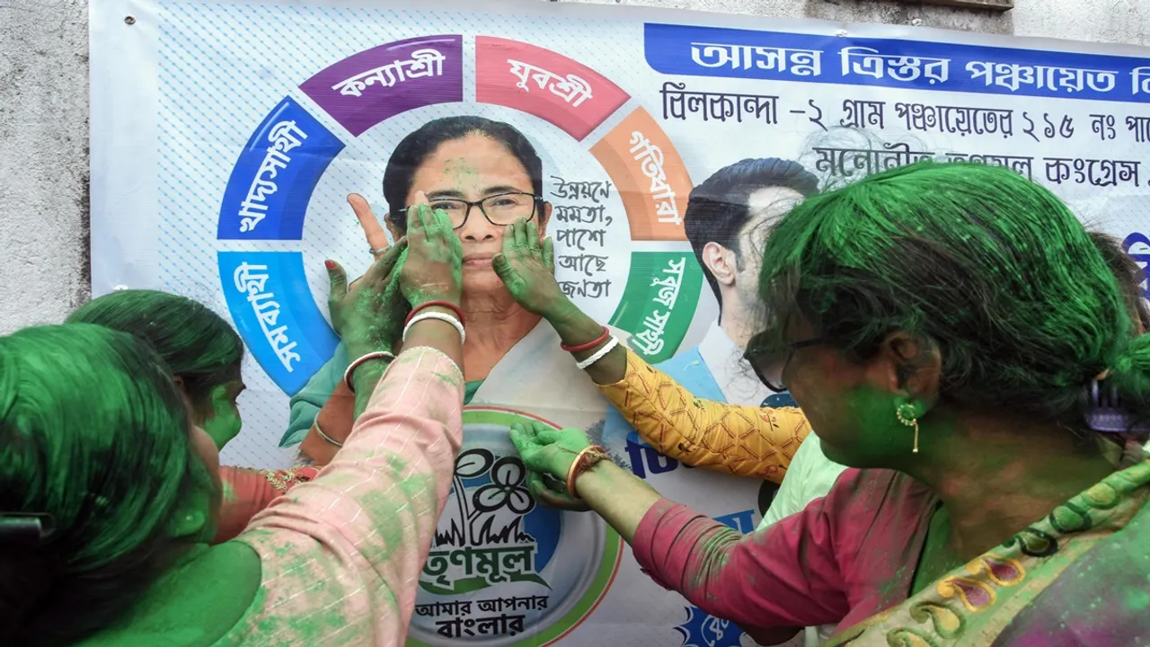 West Bengal poll results, TMC, BJP, Congress, CPM, Mamata Bannerjee, TMC sweeps rural polls, West Bengal Panchayat poll results, पश्चिम बंगाल पंचायत चुनाव, पश्चिम बंगाल स्थानीय निकाय चुनाव, पश्चिम बंगाल चुनाव, ममता बनर्जी, तृणमूल कांग्रेस, टीएमसी, बीजेपी, कांग्रेस, सीपीएम