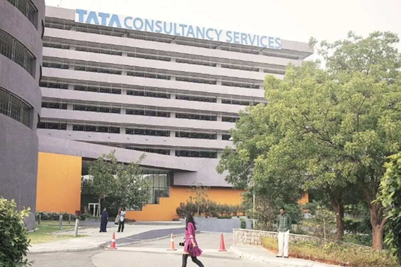 TCS Hiring : फ्रेश ग्रेजुएट्स के लिए अच्छी खबर, इस साल कैंपस से 40 हजार भर्तियां करेगी TCS