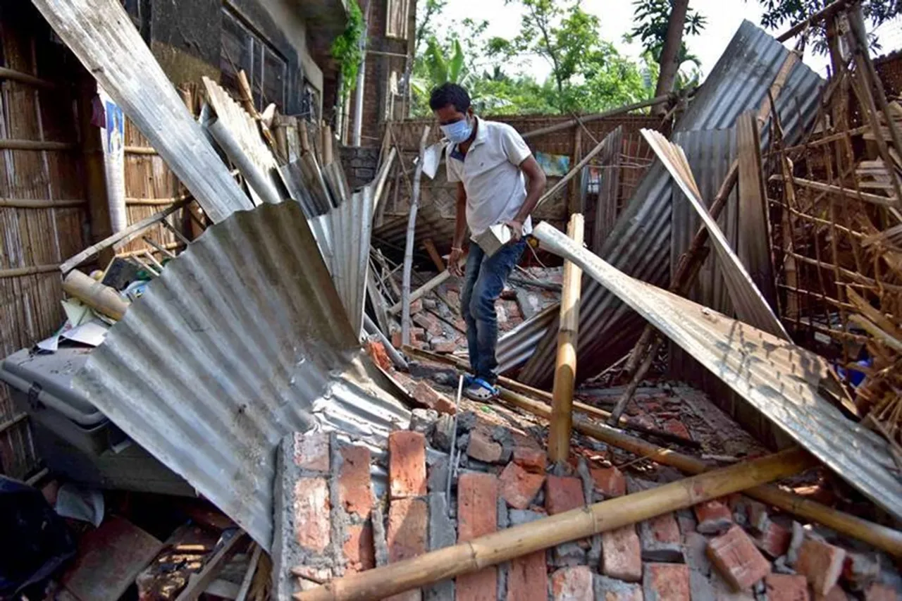 major earthquake in assam and northeast 6.4 on richter scale buildings damaged