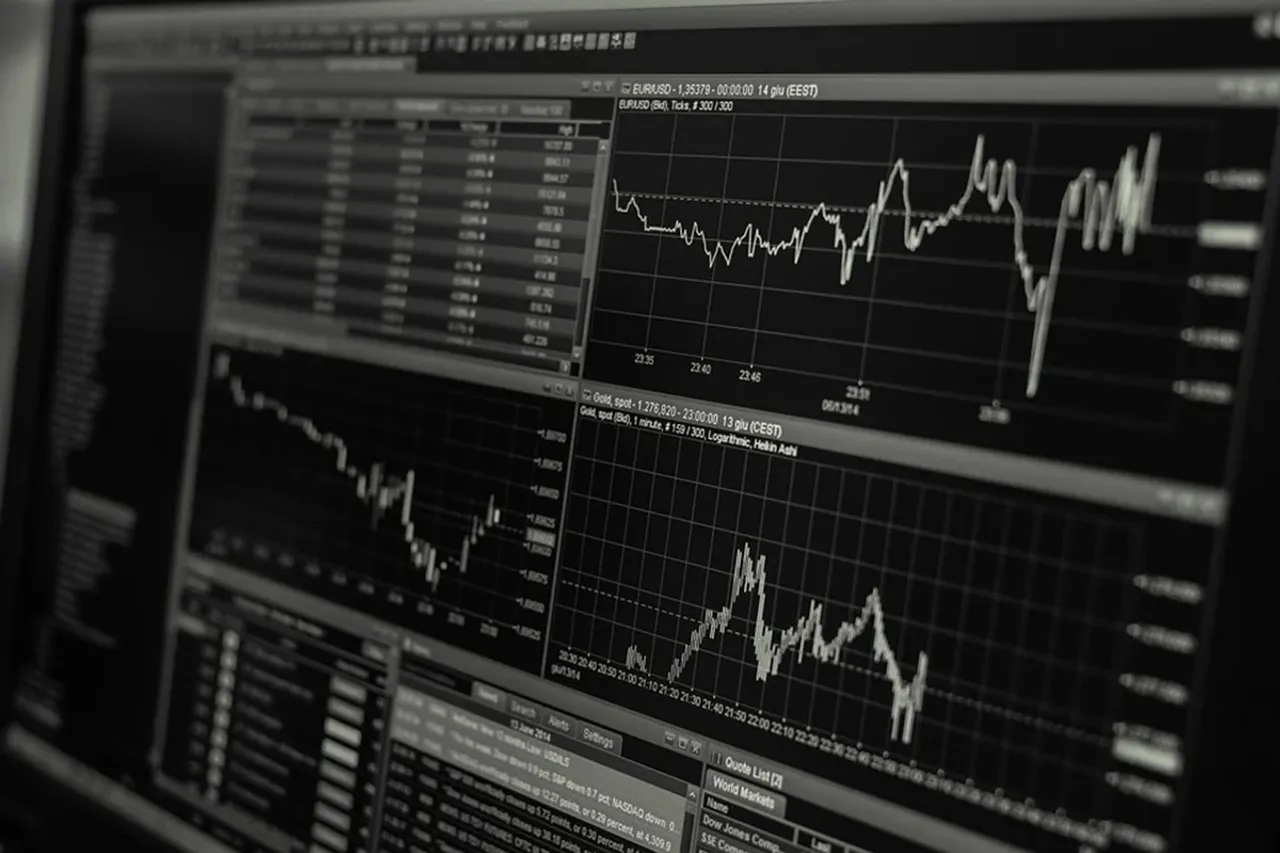 share market today 13 september live updates IN HINDI sensex nifty rupee vs dollar reliance voda idea kotak bank PNB Housing Finance Dabur India Polycab India R Infra