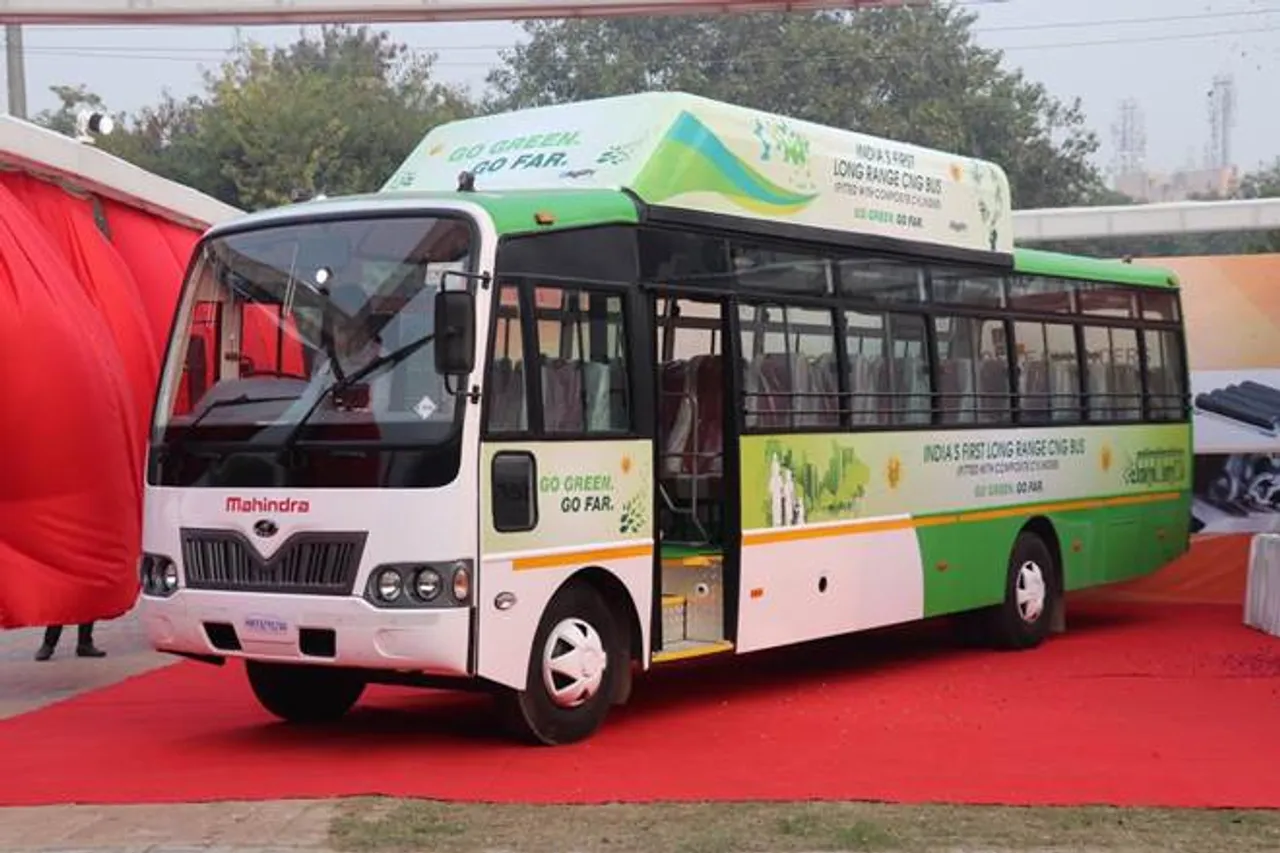 oil minister dharmendra pradhan launches long Range CNG bus can travel 1000 KM with full cylinders in once