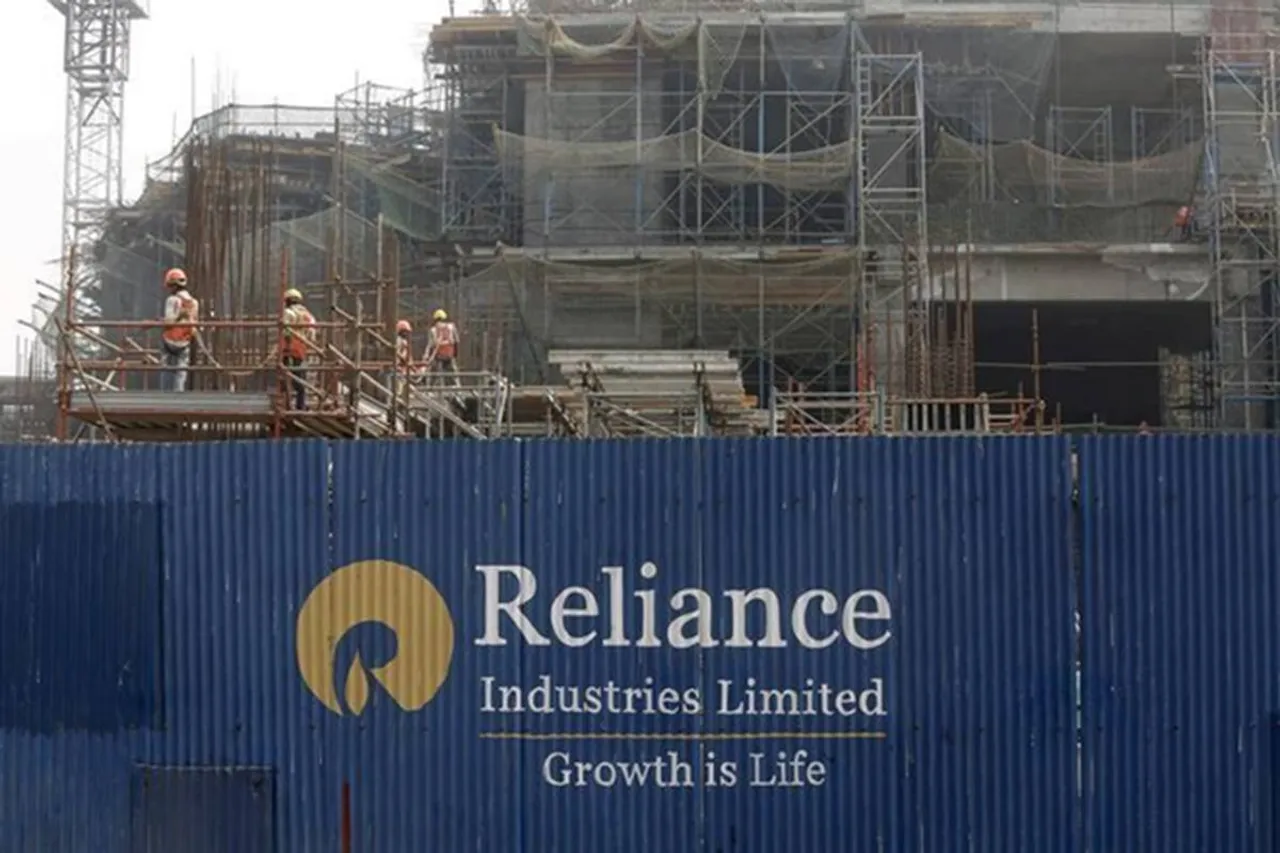 mukesh ambani, RIL stocks, RIL Q3 results, reliance industries limited, RIL investors, ril share, brokerage house on RIL, Jio Q3 results, reliance jio, motilal oswal, goldman sachs