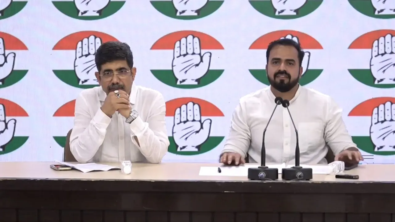 Congress slams BJP, ex-Uttarakhand CM Trivendra Singh Rawat, Trivendra Singh Rawat terms Nathuram Godse patriot, Mahatma Gandhi's assassin Nathuram Godse, Narendra Modi, Rahul Gandhi, BJP, कांग्रेस, बीजेपी, नरेंद्र मोदी, राहुल गांधी, त्रिवेंद्र सिंह रावत, नाथूराम गोडसे, महात्मा गांधी, महात्मा गांधी का हत्यारा