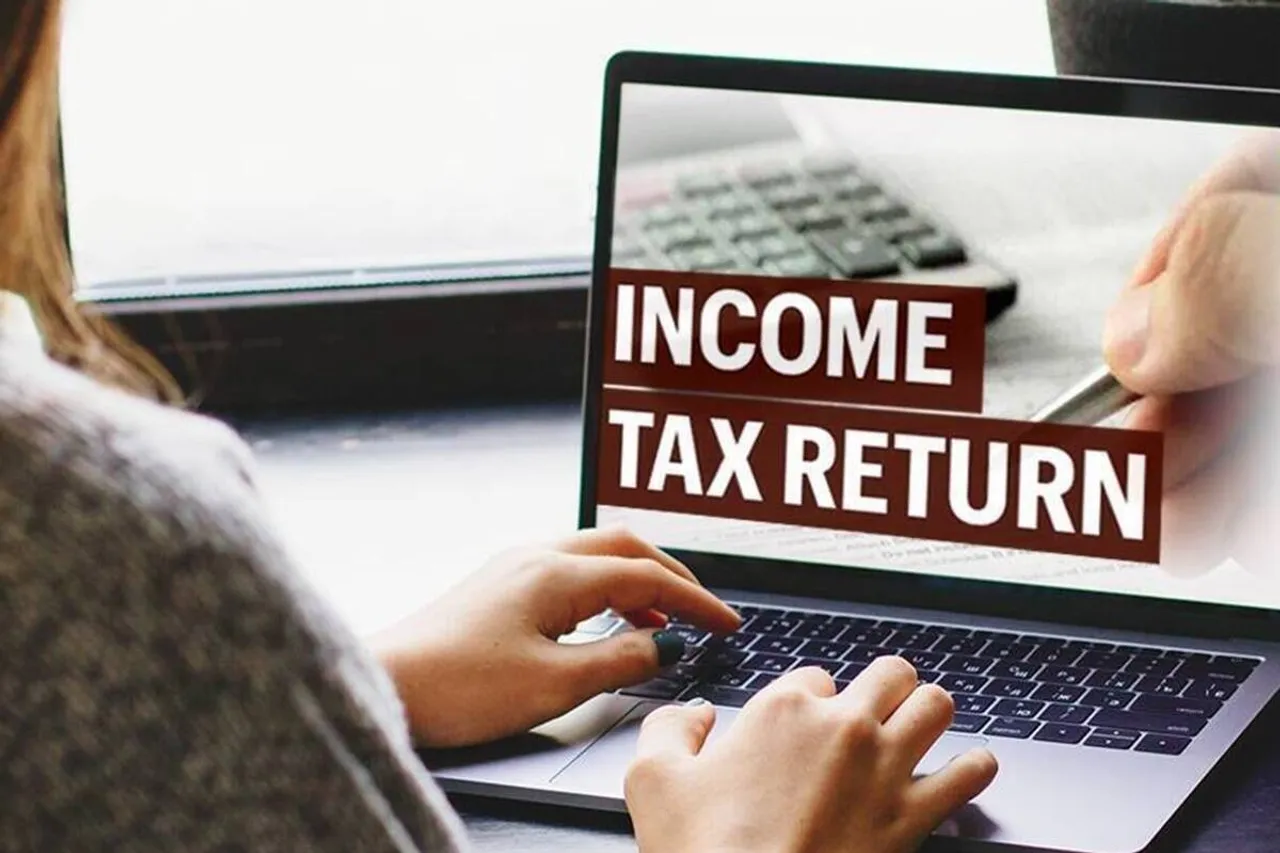 Income Tax e-filing portal glitches Finance Ministry summons Infosys CEO Salil Parekh