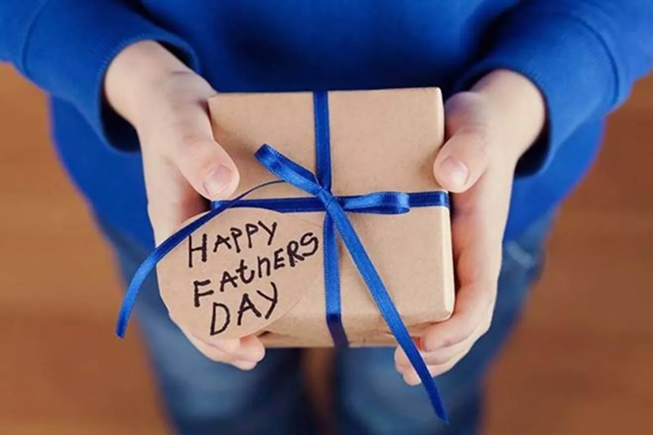 The origin of devising a special dedicated day for celebrating the contribution of father in our lives goes back to 1910 during the time of the Civil War in the United States.