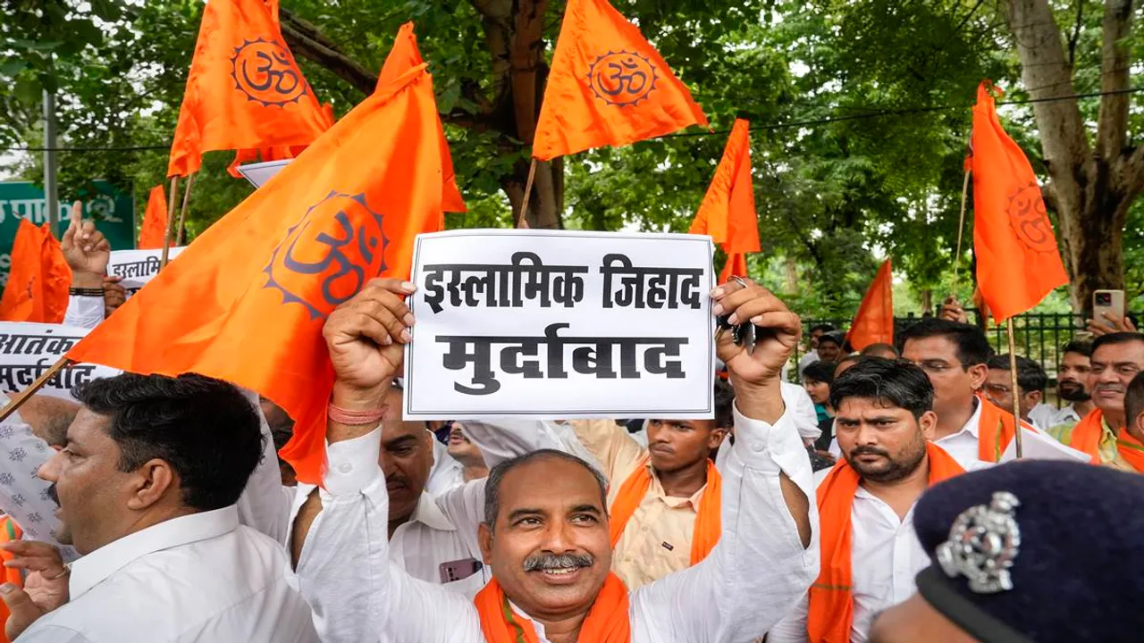 Protests against Haryana violence, Haryana violence, हरियाणा, सांप्रदायिक हिंसा, नूंह, गुरुग्राम, VHP, वीएचपी, बजरंग दल, दिल्ली, एनसीआर, NCR, Nuh, Haryana Violence, Bajrang Dal, Delhi, UP, Noida, ML Khattar, Anil Vij, Dushyant Chutala, Rao Inderjit Singh, राव इंदरजीत सिंह, दुष्यंत चौटाला, Supreme Court on Haryana Violence, सुप्रीम कोर्ट, हेट स्पीच, Hate Speech