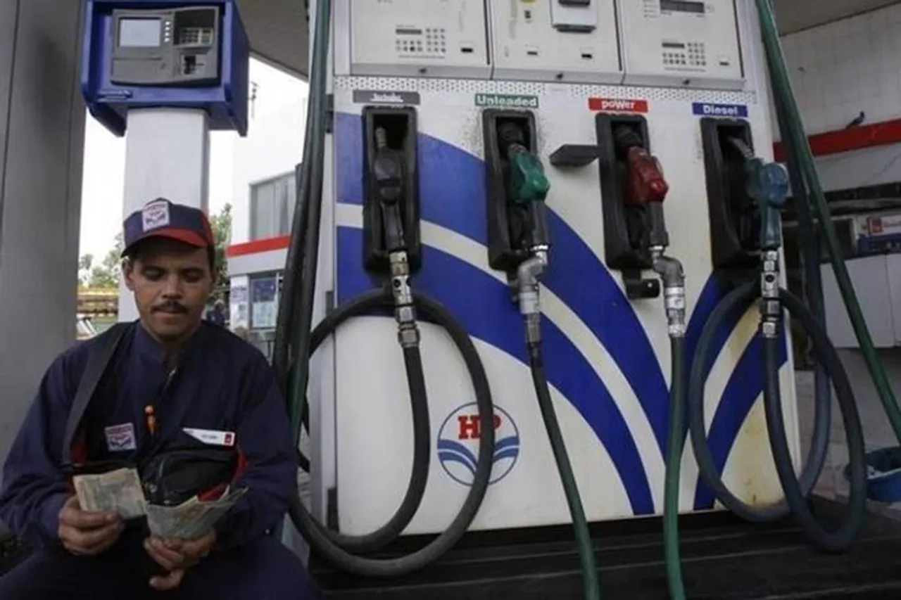 petrol, diesel, petrol diesel prices, RBI governor Shaktikanta Das, crude, excise on petrol, excise on diesel, covid19 pandemic, manufacturing sector, inflation