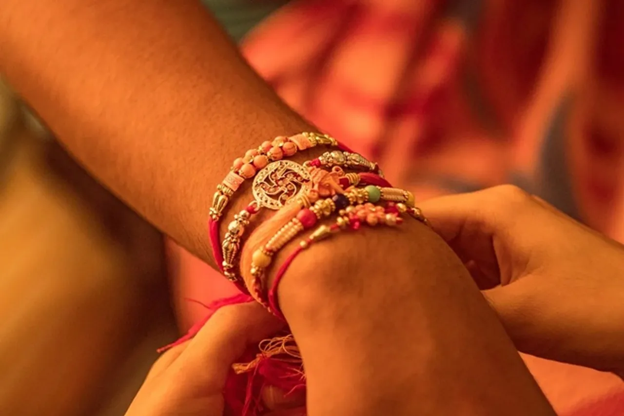 Raksha bandhan gifts, Raksha Bandhan 2020, Financial gifts for sister on this rakhi festival