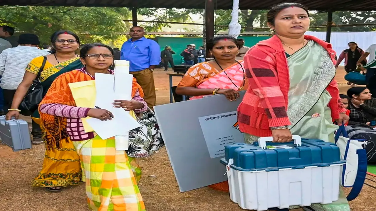 Chhattisgarh election 2023, Chhattisgarh assembly election 2023, CG election 2023, CG assembly election 2023, CG second phase of polling, Voting on 70 seats, Bhupesh Baghel, TS Singh Deo, Chhattisgarh second phase of polling, छत्तीसगढ़ चुनाव 2023, छत्तीसगढ़ विधानसभा चुनाव 2023, सीजी विधानसभा चुनाव 2023, छत्तीसगढ़ में दूसरे चरण का मतदान, छत्तीसगढ़ 70 सीटों पर मतदान, भूपेश बघेल, टीएस सिंह देव