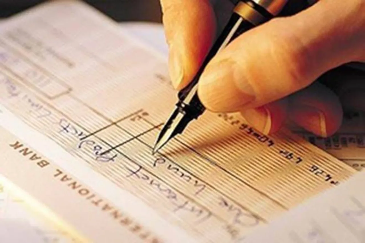know about Bank Cheque Vs Demand Draft AND FEATURES BEFORE DOING TRANSACTION