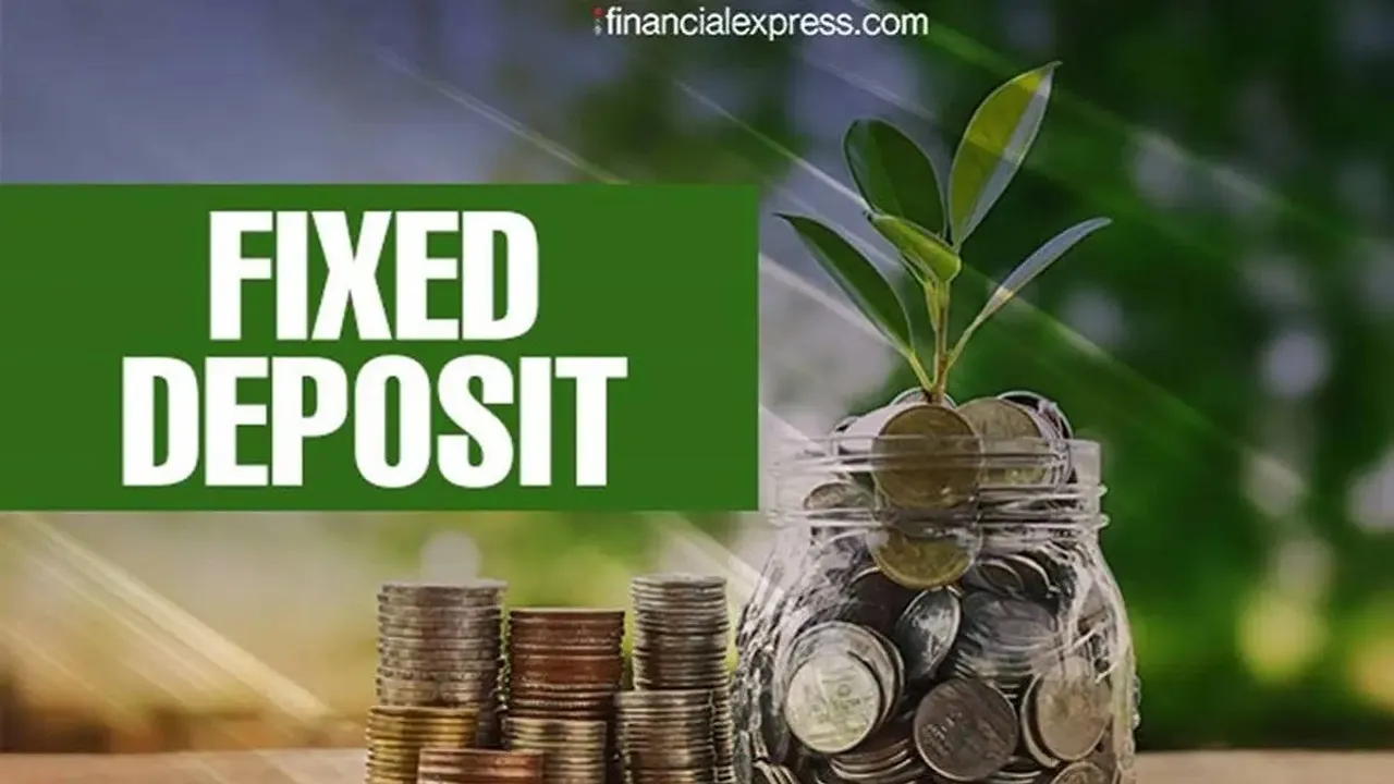 Fixed Deposit पर बैंक बढ़ा रहे ब्याज दर, एफडी पर लोन लेना कितना सही?