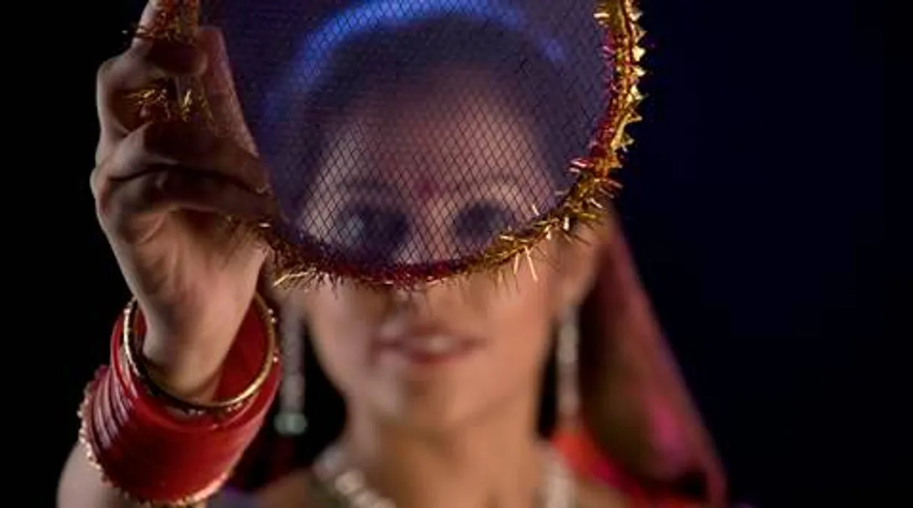 karwa chauth 2022, karwa chauth fast, 13th October, 14th October, auspicious time, worship method, importance,