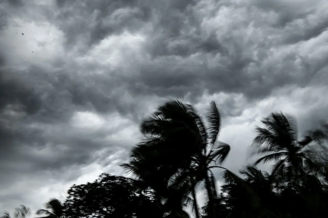 'Remal' cyclone brewing, heavy rains expected in West Bengal, Odisha