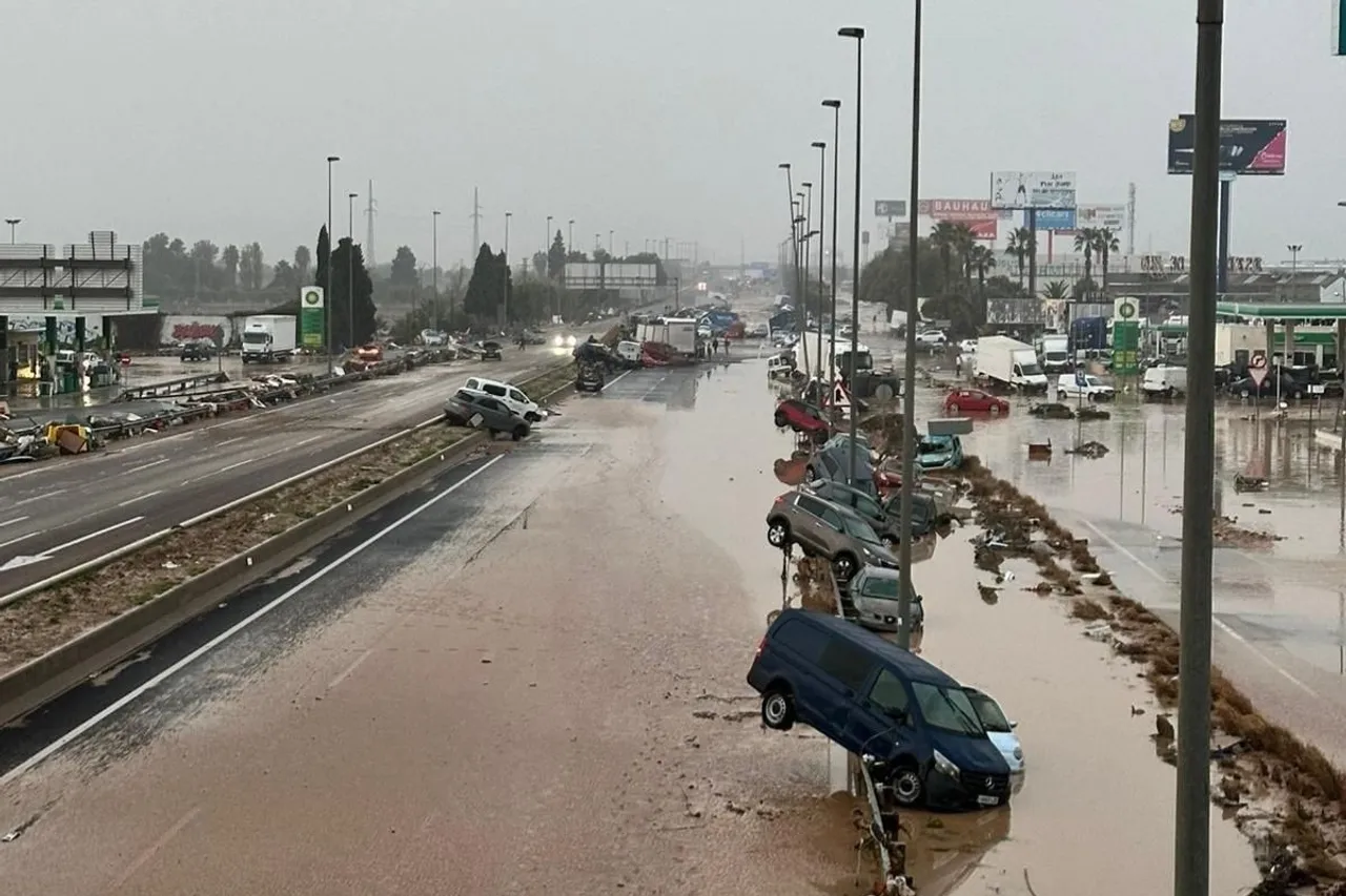 Spain Deadliest Flood in Decades1qq
