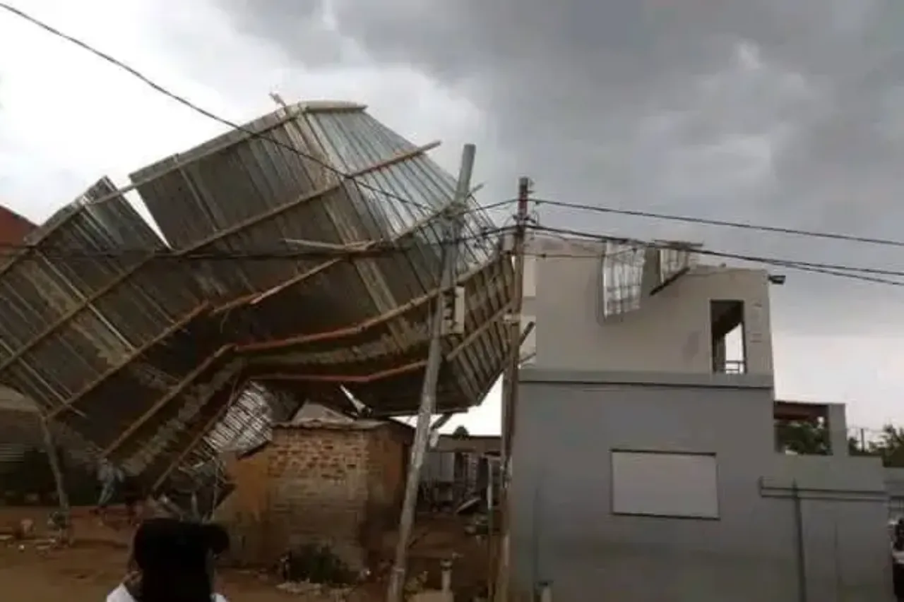 Aftermath of Randfontein Tornado3
