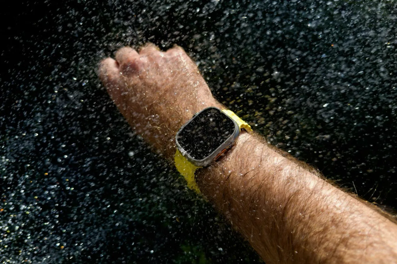 From Fitness to Fashion: How the Bluetooth Smart Watch is Changing the Game