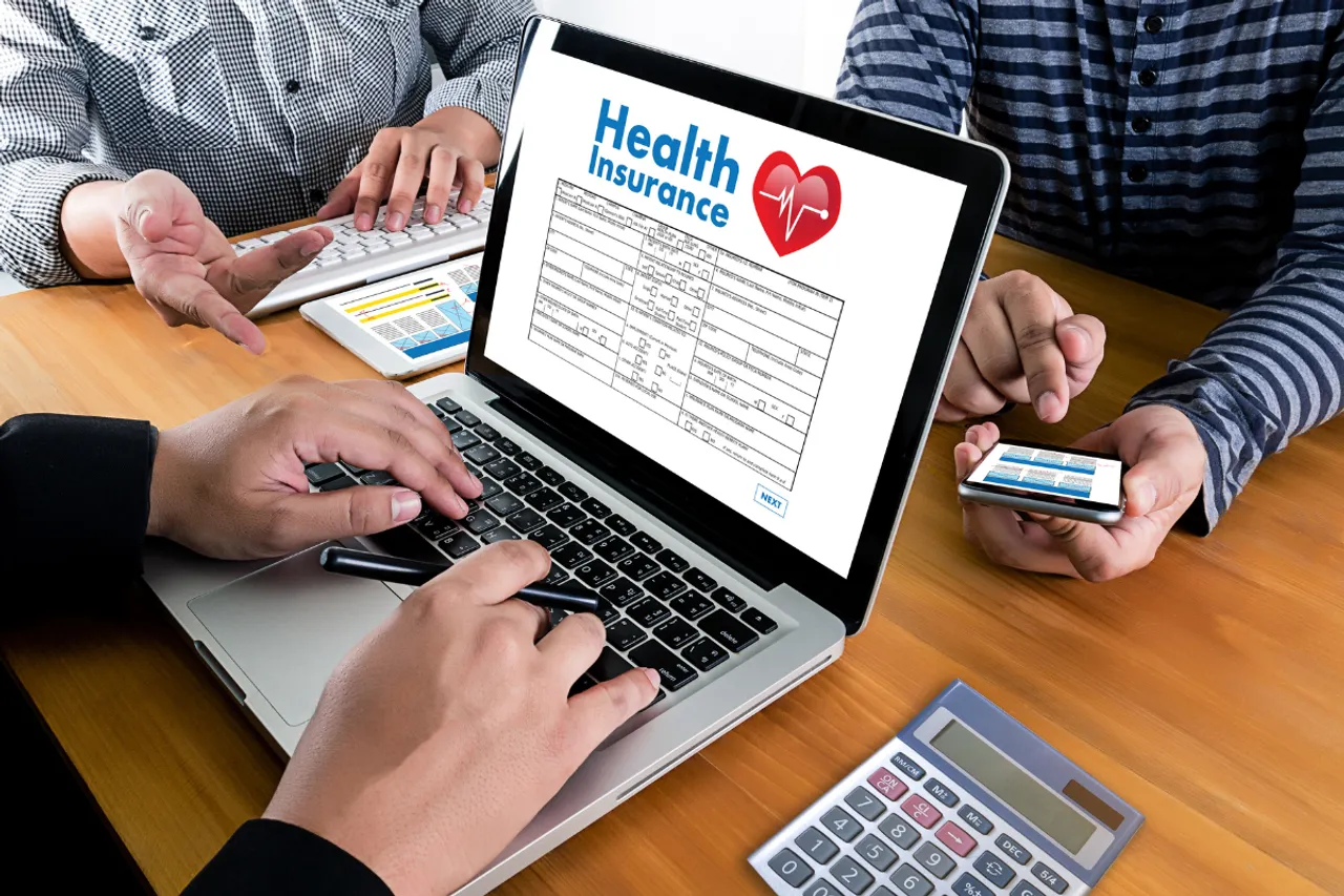 online-health-insurance-parents.jpg