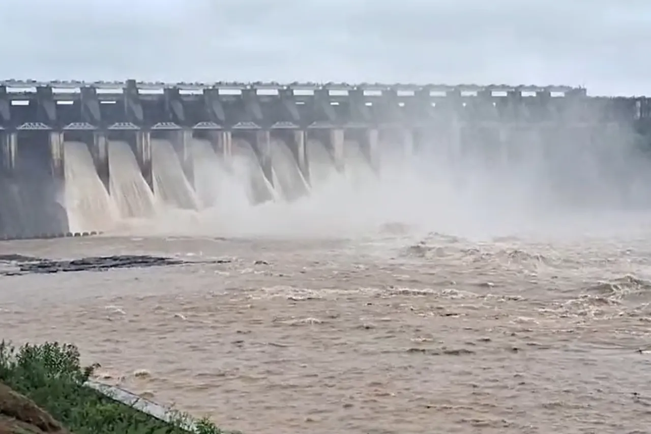 Water gushing out of Bargi Dam gates after heavy rainfall