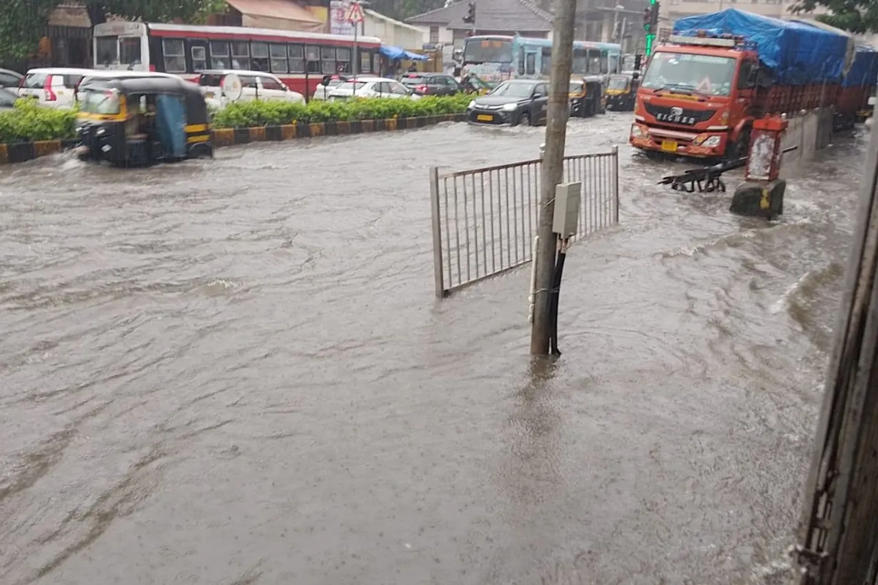 mumbai-rains-waterlogging-july-2025