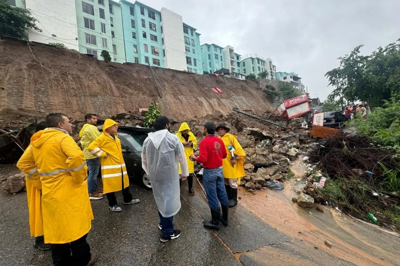 The municipal government evacuated around 332 people from five buildings with 10 apartments each