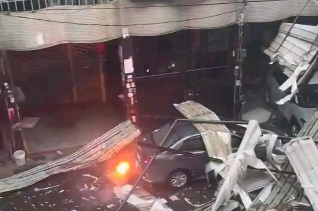 Heavy winds and rain brought by Typhoon Krathon had caused two deaths123