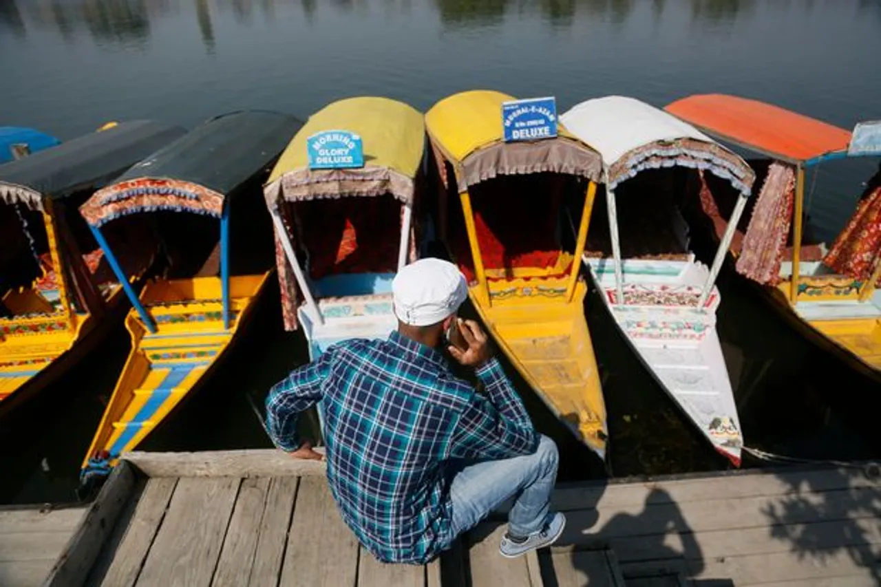 cellular service restored in kashmir