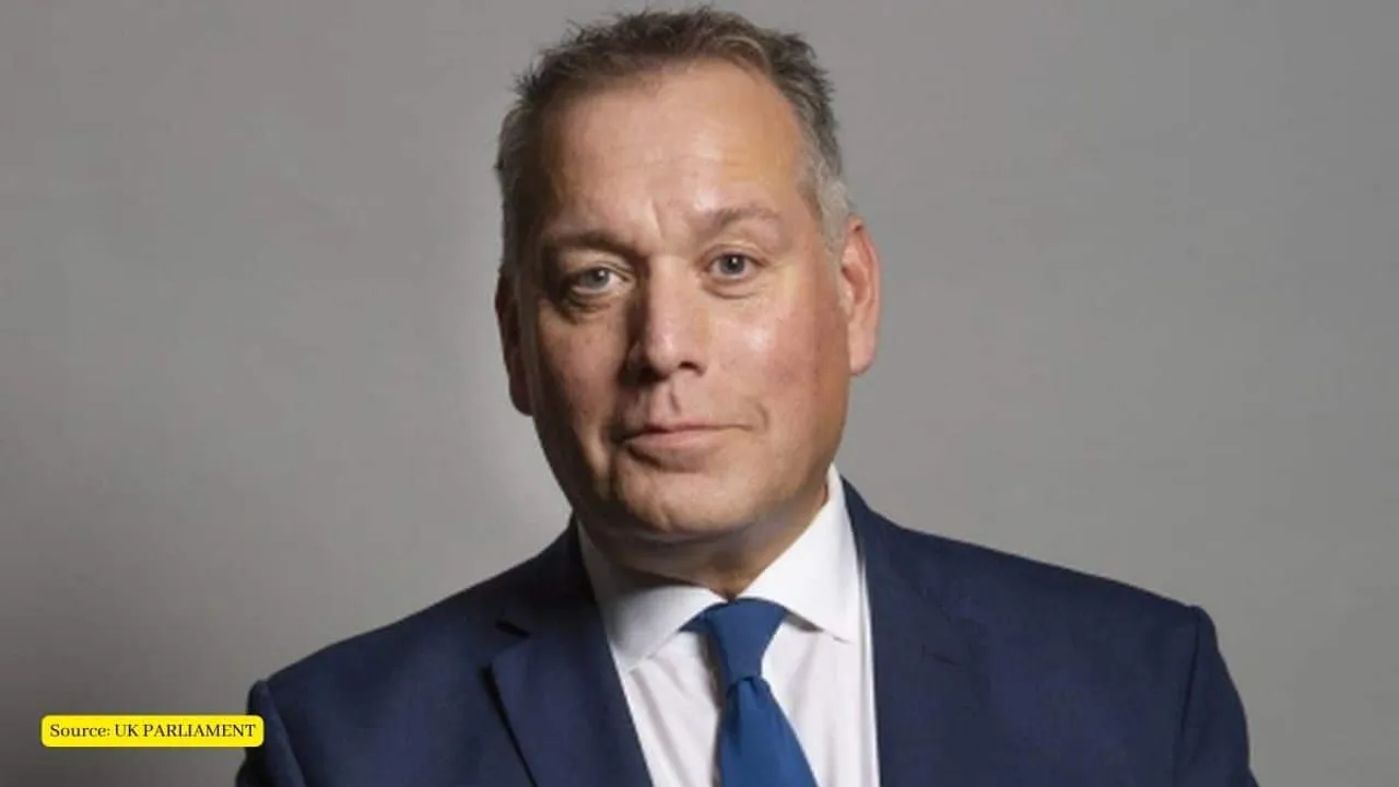 David Warburton Chats: Politician who Snorted coke and groped a woman