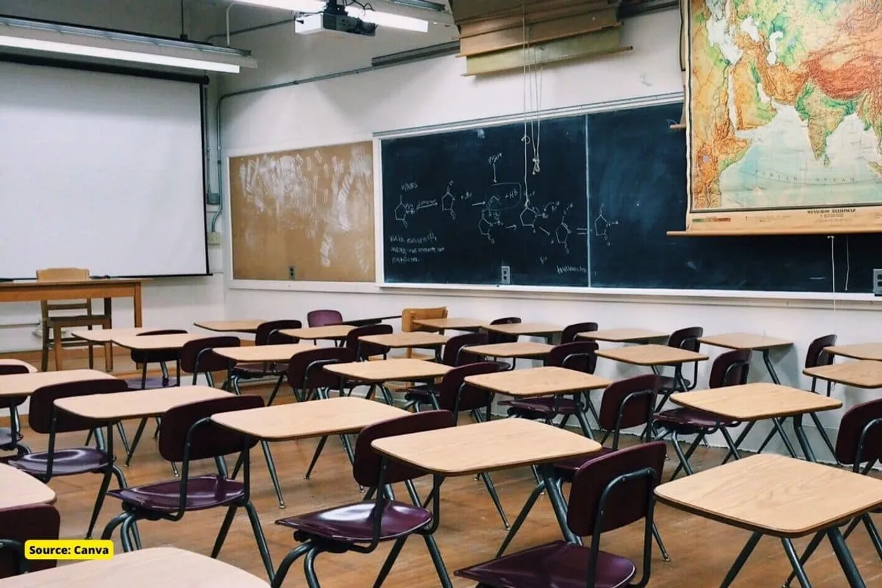 51 thousand government schools closed in India in 2018-19, but why?