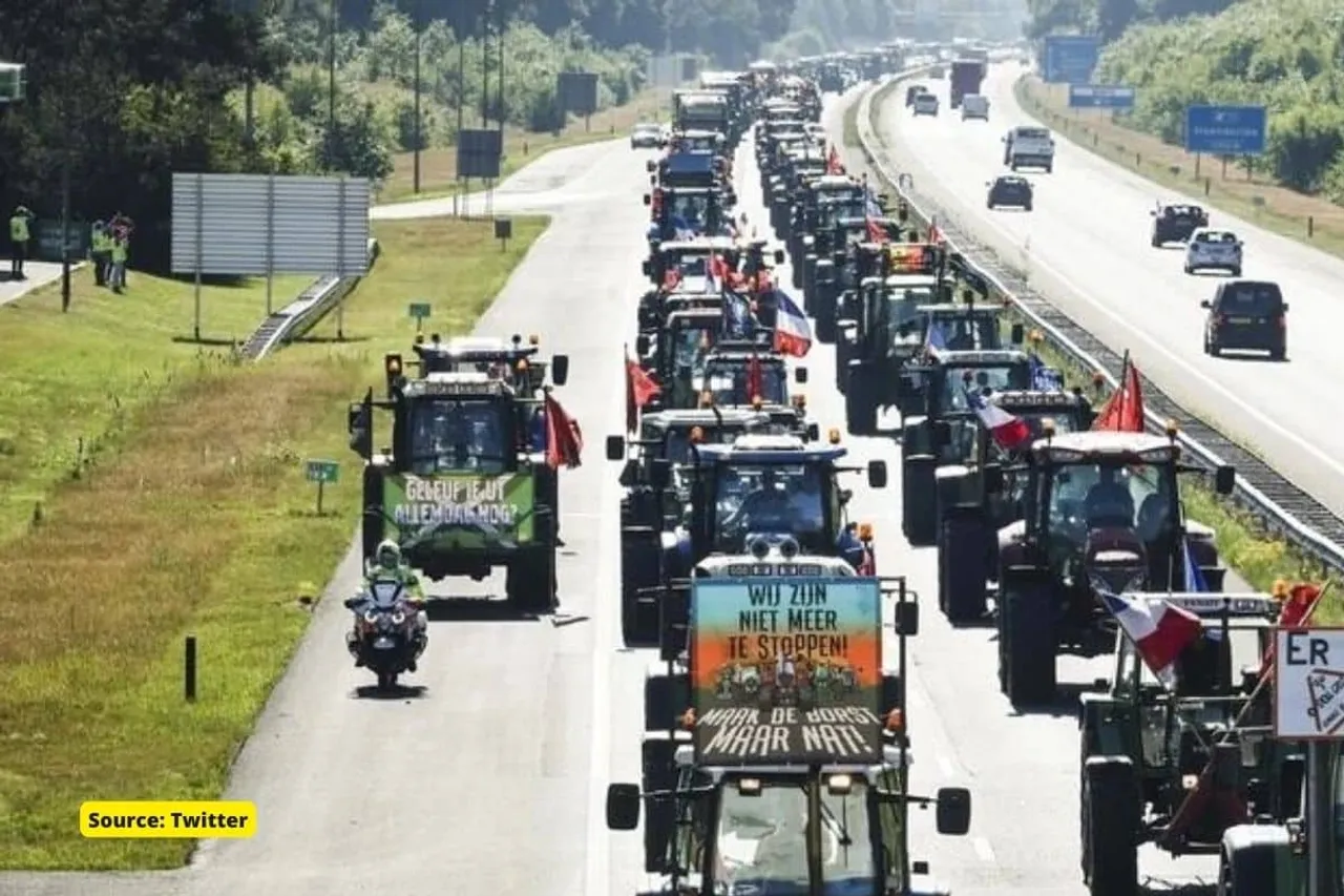 Dutch Farmers protesting against the government’s order to reduce 30% of cows