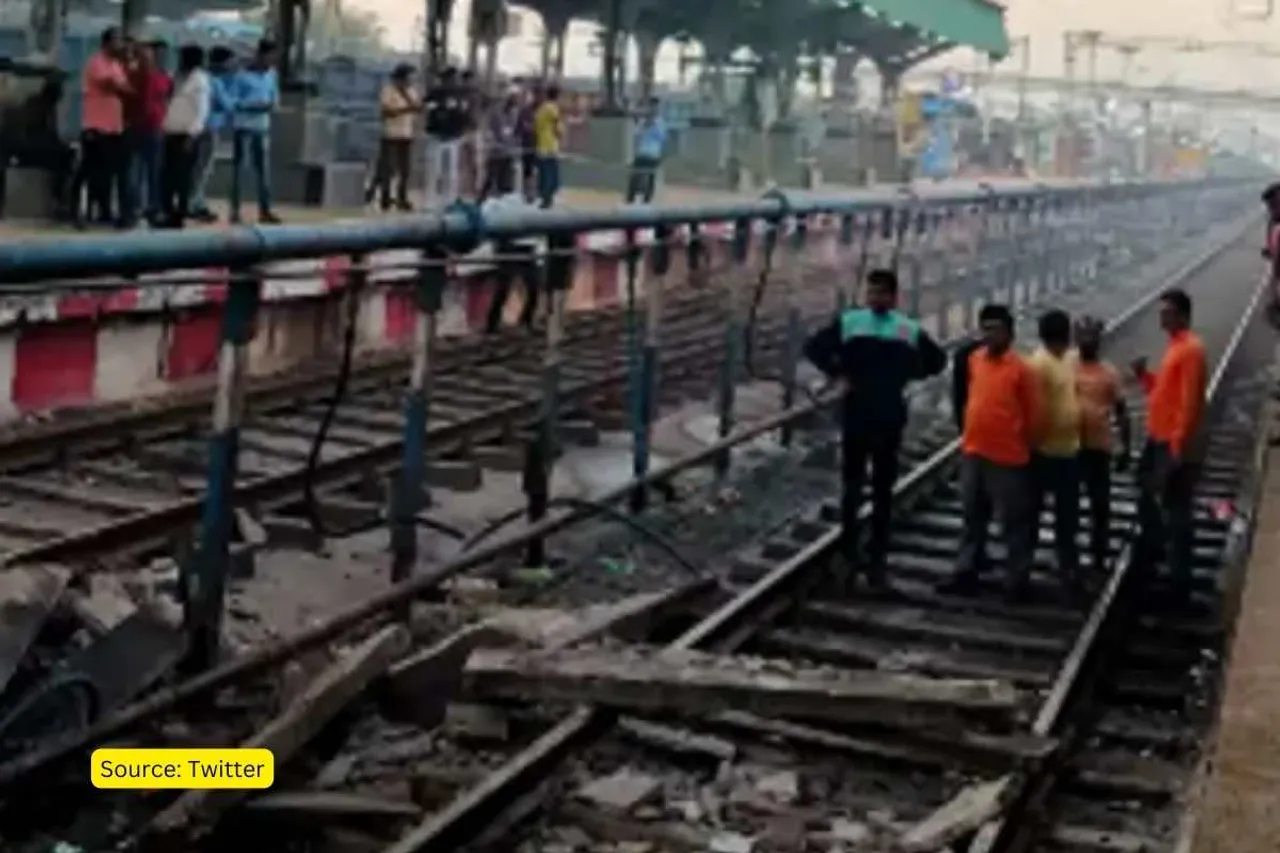chandrapur footover bridge collapse