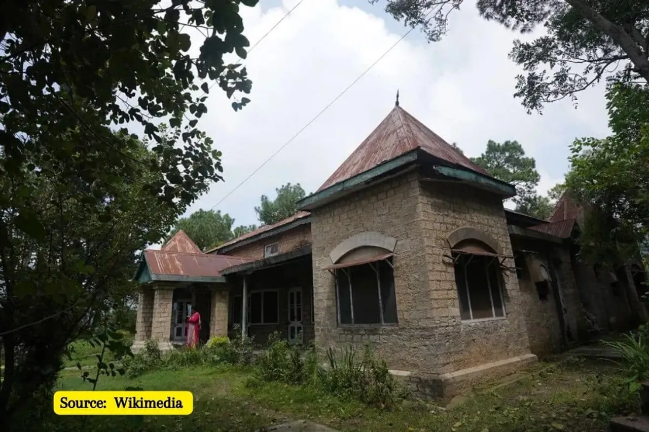 Salman Rushdie's house in Himachal Pradesh attacked