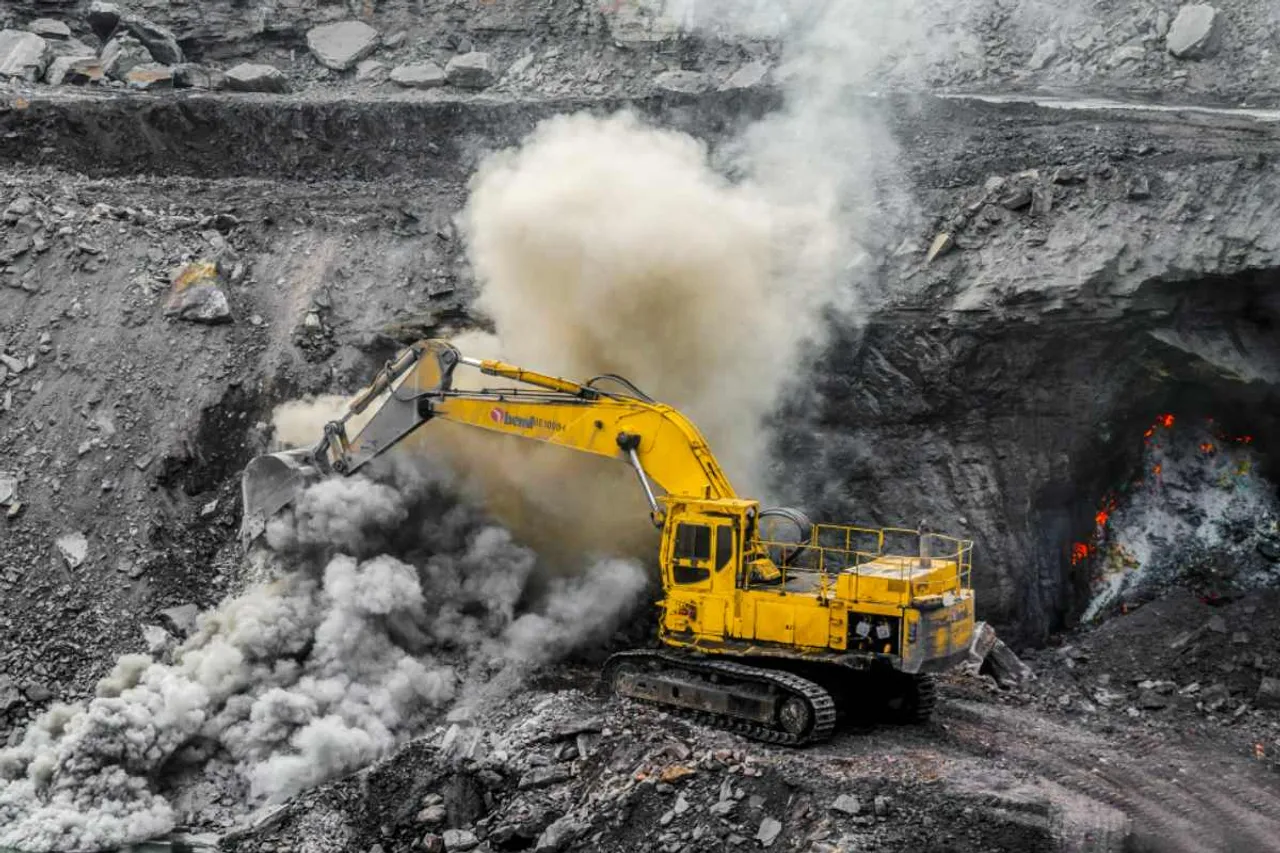 Coal power plants in India struggle to bridge emission norm gap