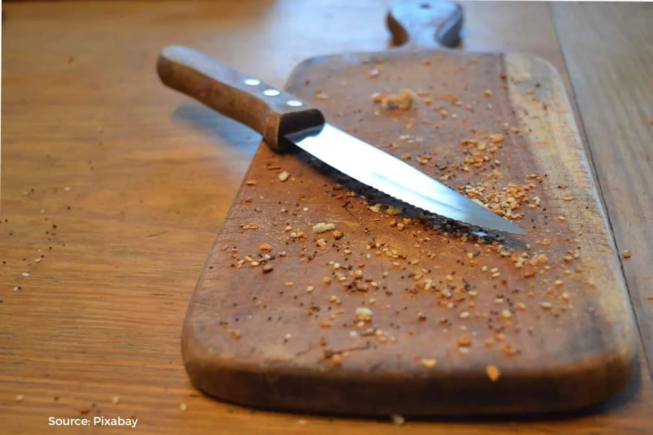 Your vegetable chopping board is invisible source of Micro-plastics