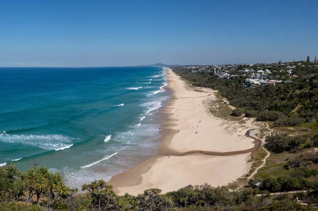 rental cars sunshine coast