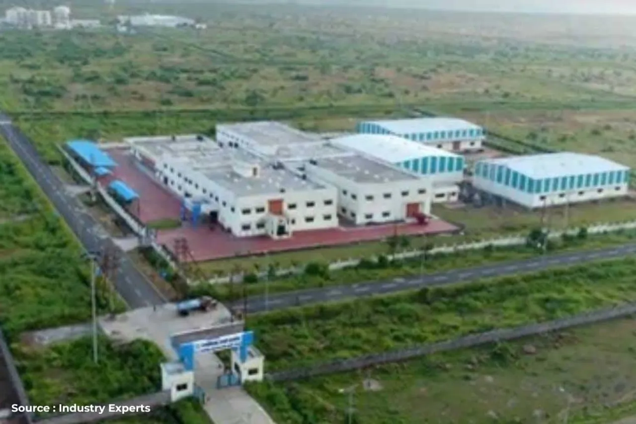 What are plastic parks that India is developing at 10 locations?