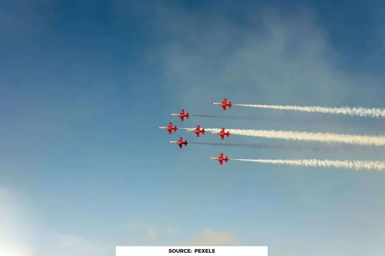 'Contrails': Do airplane contrails affect global warming or not?