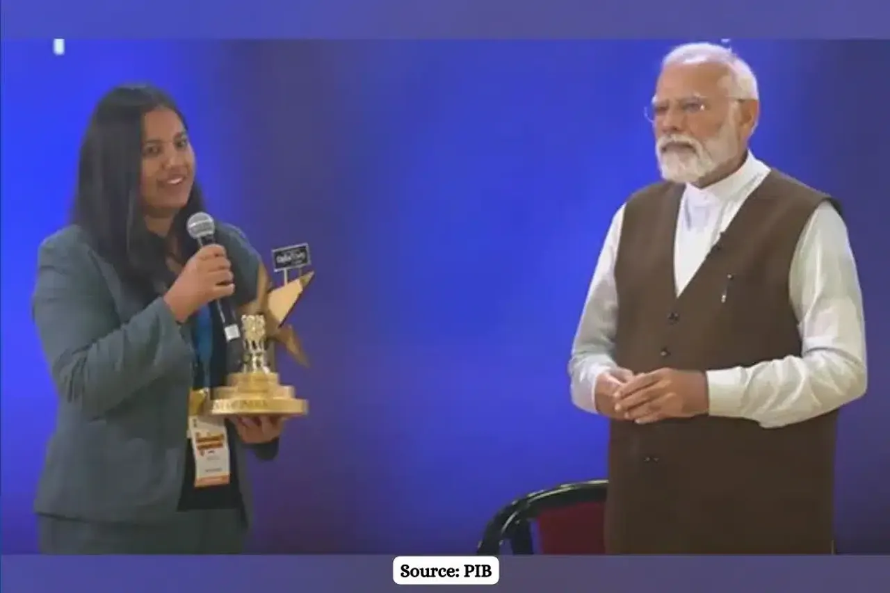Who is Pankti Pandey won green champion award at National creators award?