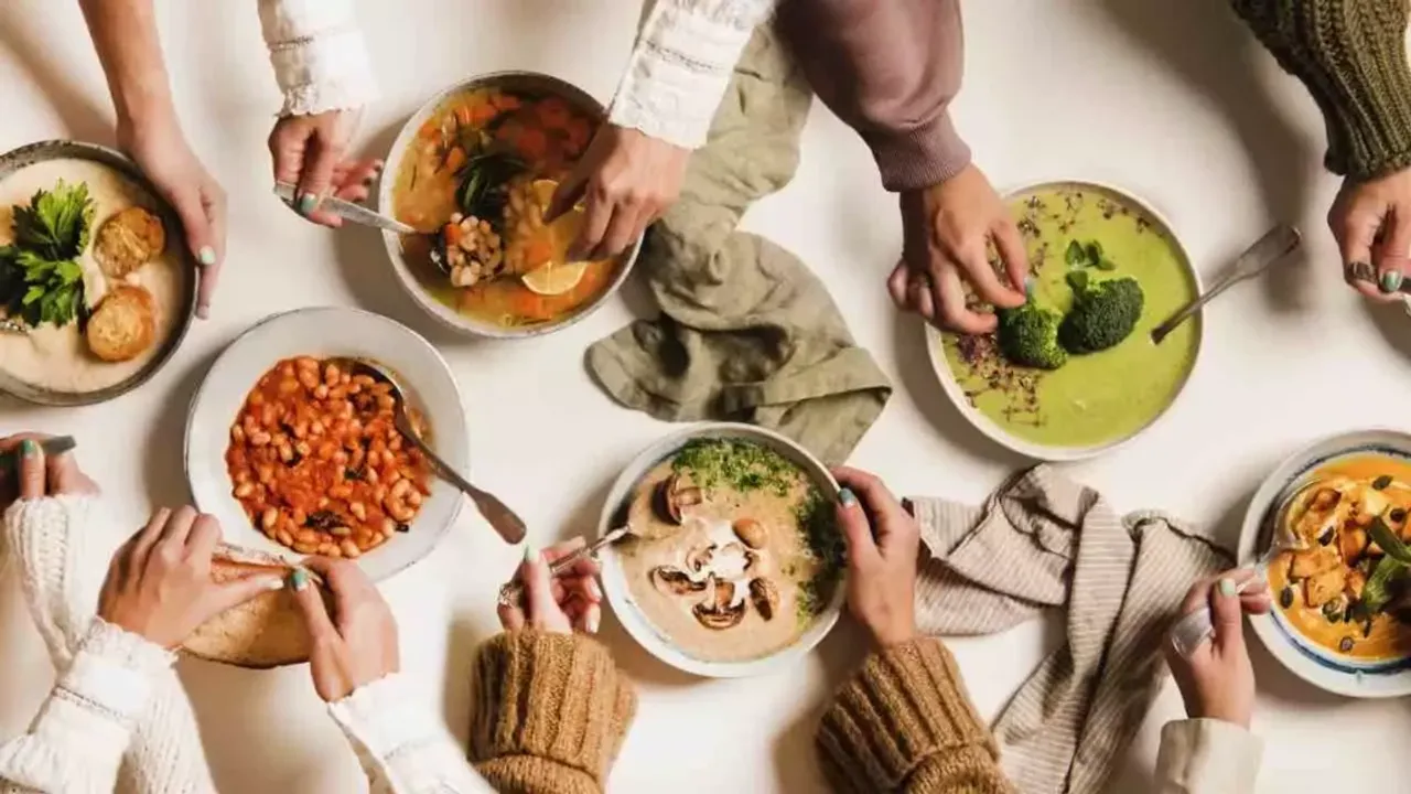 5 Healthy soups for this winter! Get warm & Cozy!