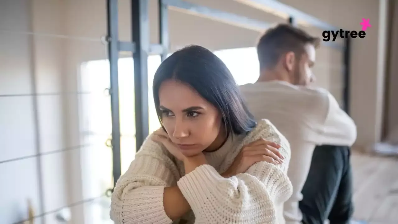 How to Help Someone Feeling sad: 18 Effective Tips