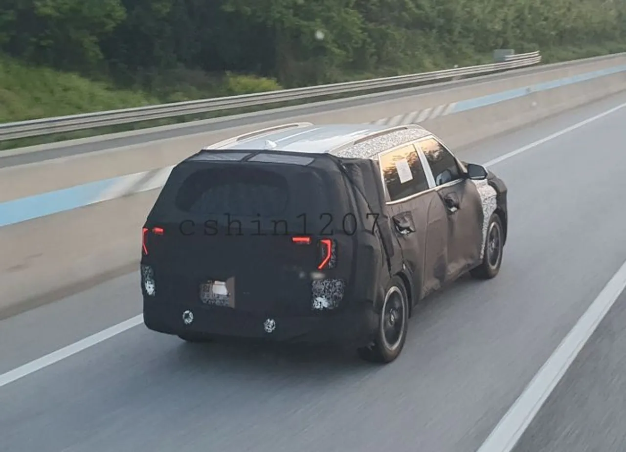 2025 Kia Carens Facelift