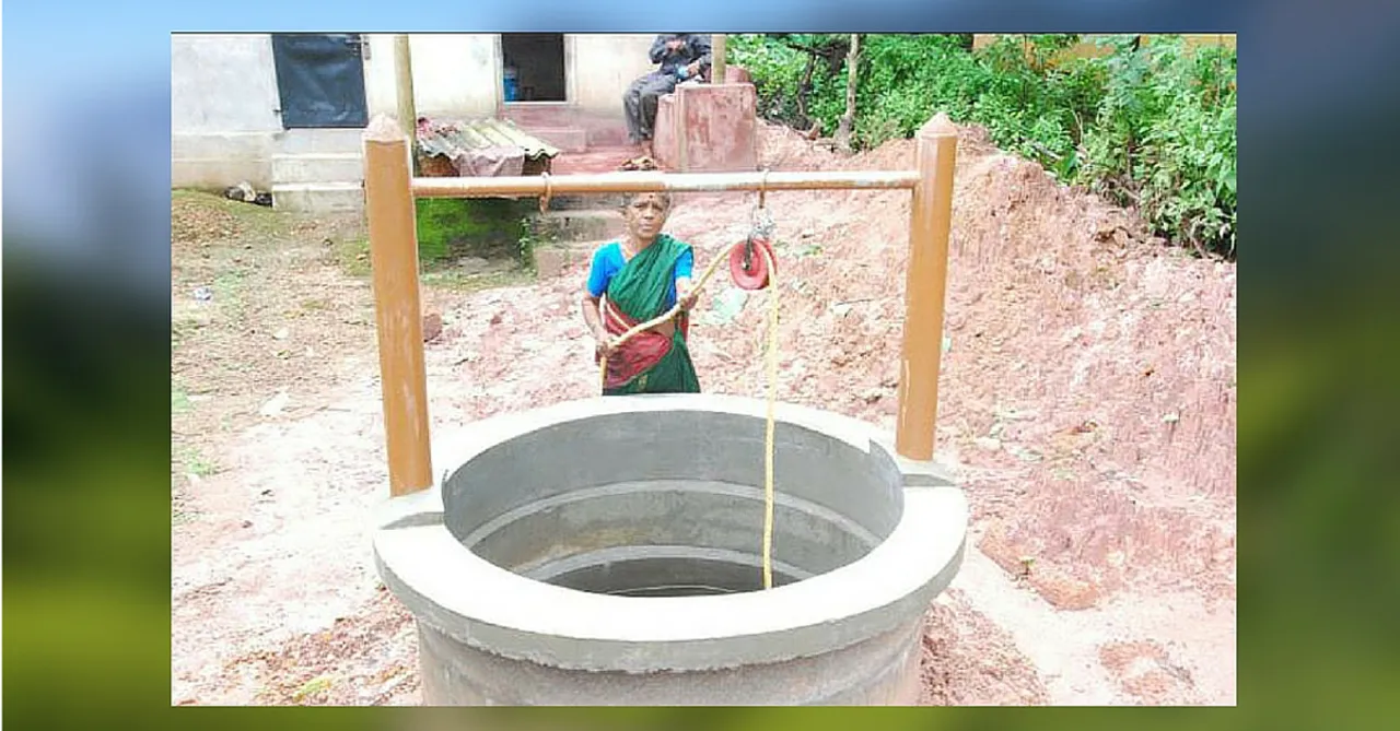 कर्नाटक की लक्ष्मी, जिसने उम्र भर की जमा पूंजी गाँव के लिए कुआँ खुदवाने में खर्च कर  दी!