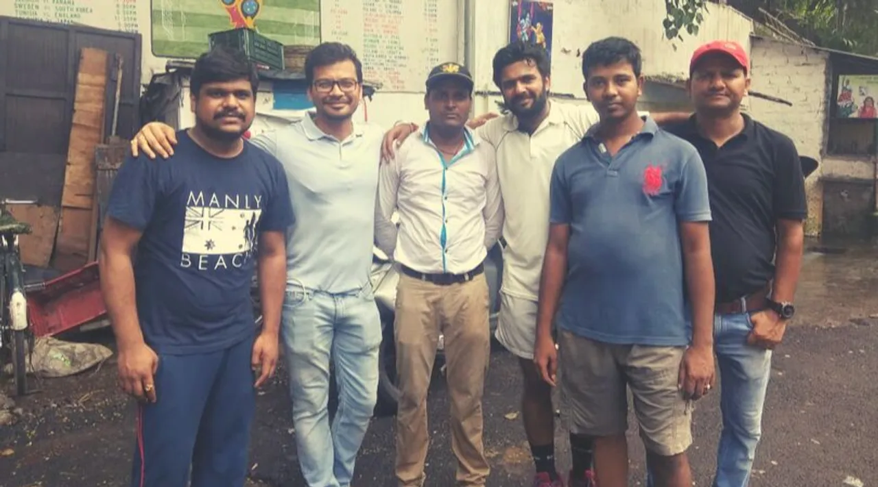 लीक हो रहे नलों को ढूंढकर ठीक करते हैं ये युवा; 30% नगर निगम के पानी को बर्बादी से बचाया!