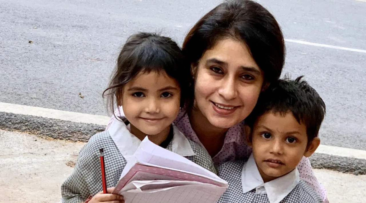 माइग्रेंट बच्चों को 1 लाख मिड-डे मील, 1000 कम्बल बाँट चुकी हैं यह महिला!