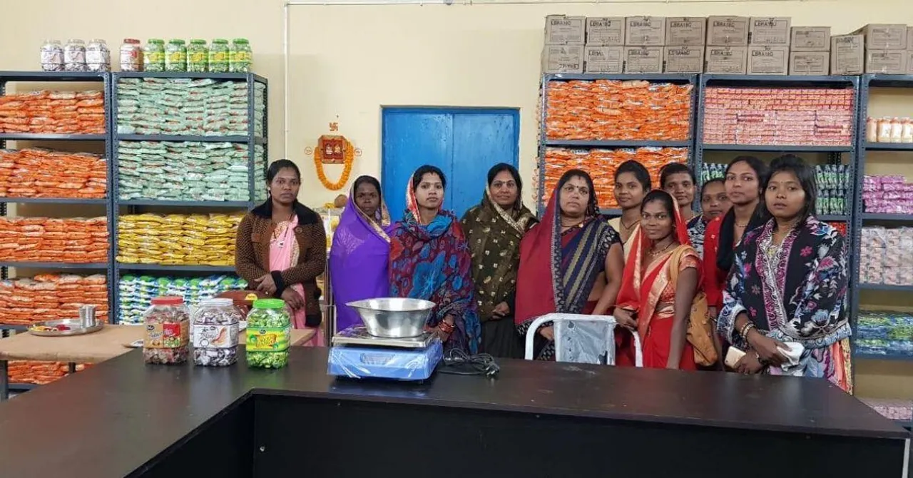 women Chattisgarh Village Mall