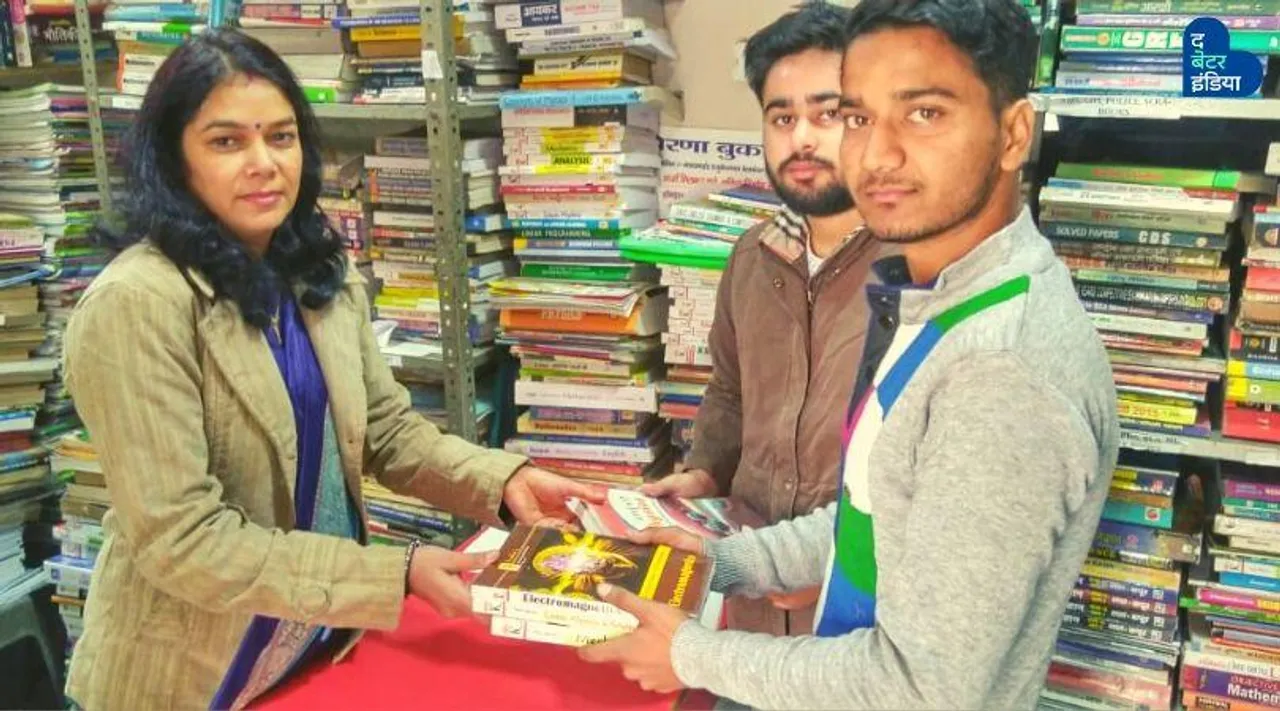 साढ़े 3 लाख किताबें, 65 केंद्र, और कोशिश एक, मुफ्त में मिले ज़रूरतमंदों को किताबें!