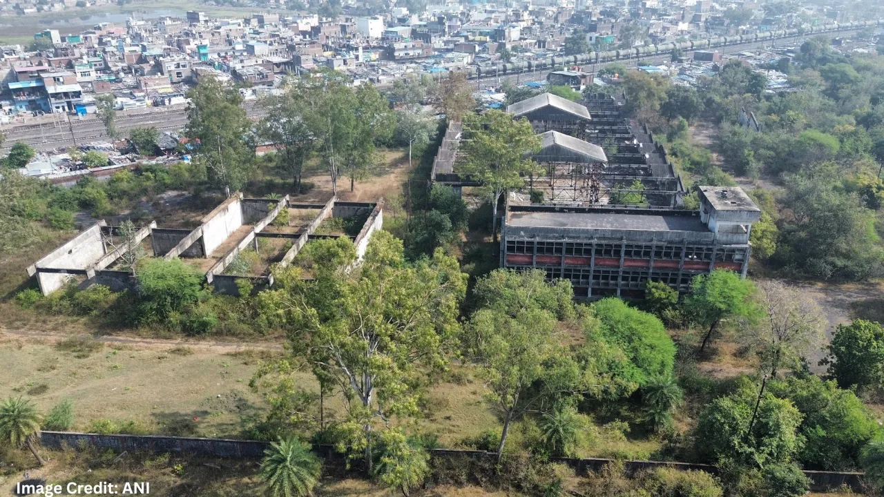 toxic waste from the Bhopal gas tragedy site