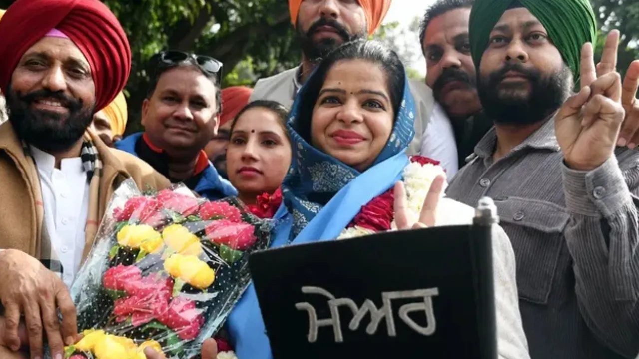 Inderjit Kaur Becomes Ludhiana First Female Mayor