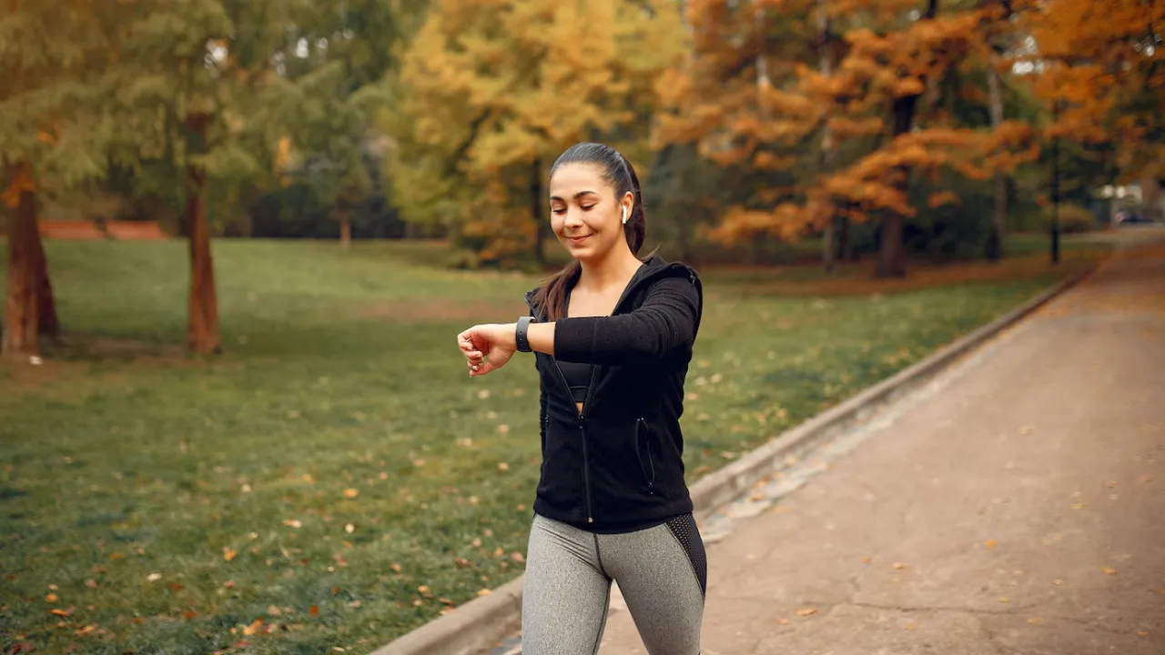 What Are The Benefits Of Walking On An Empty Stomach And After Eating Food