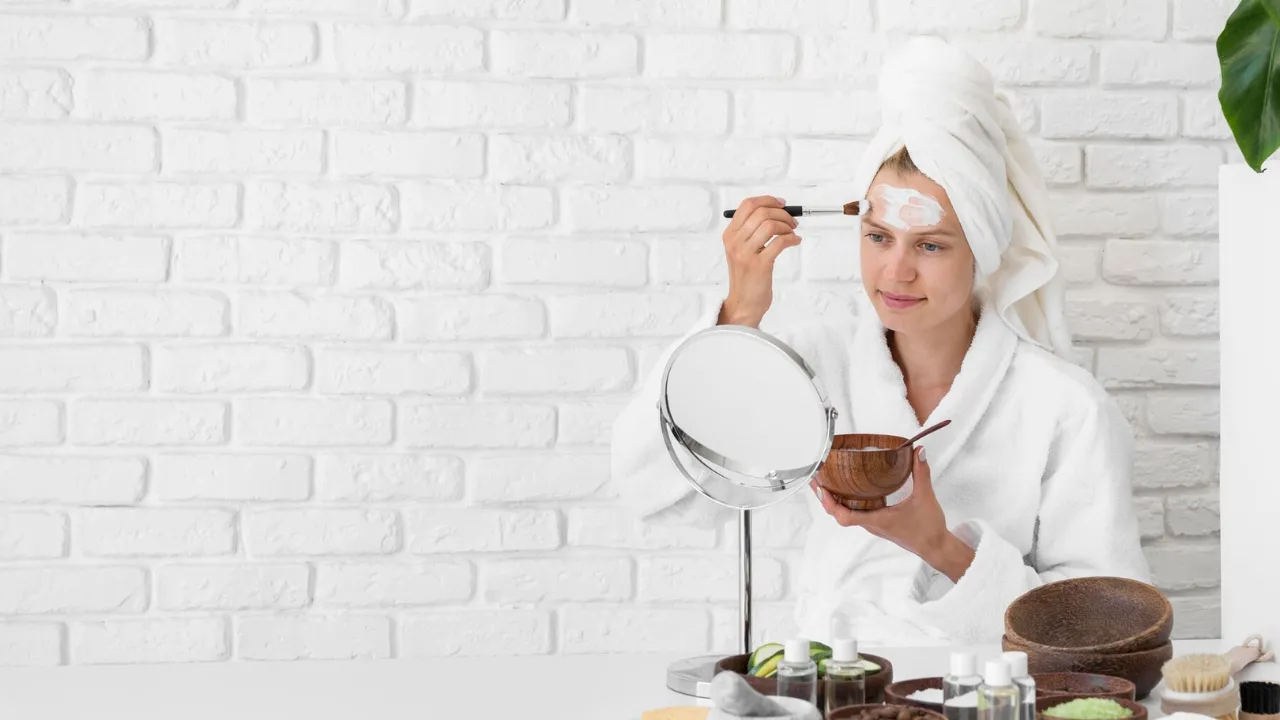 Do Facial At Home With These Things And Get Glowing Skin